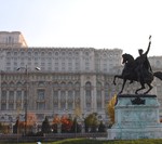 statuie R