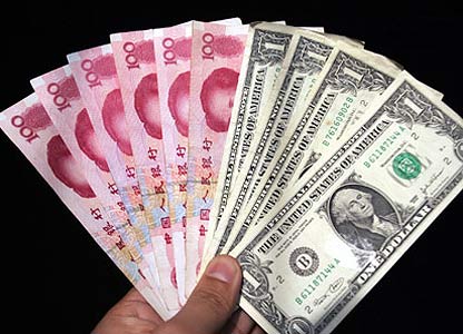 Yuanul devine tot mai puternic în raport cu dolarul