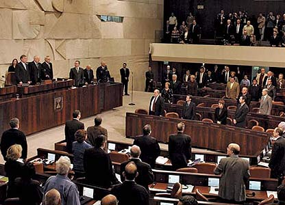 Knesset-ul are mari șanse să fie dominat de dreapta și de religioși