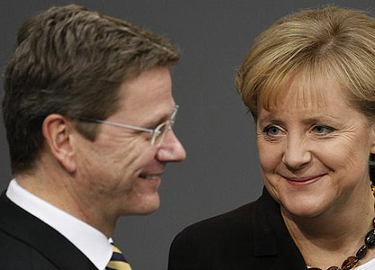 Angela Merkel va guverna de acum încolo cu Guido Westerwelle