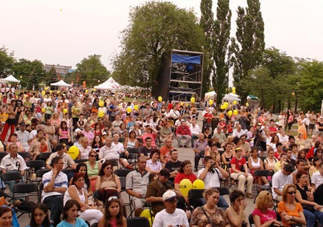Ziua Romaniei la Montreal a adunat aproape 2000 de spectatori